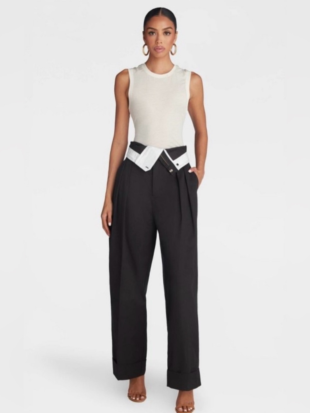 High-Waist Black Wide-Leg Pants with Contrast Belt